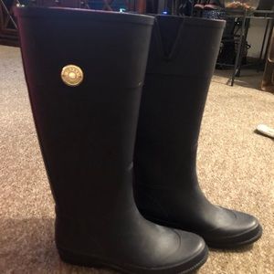 Tommy Hilfiger rain boots - size 7